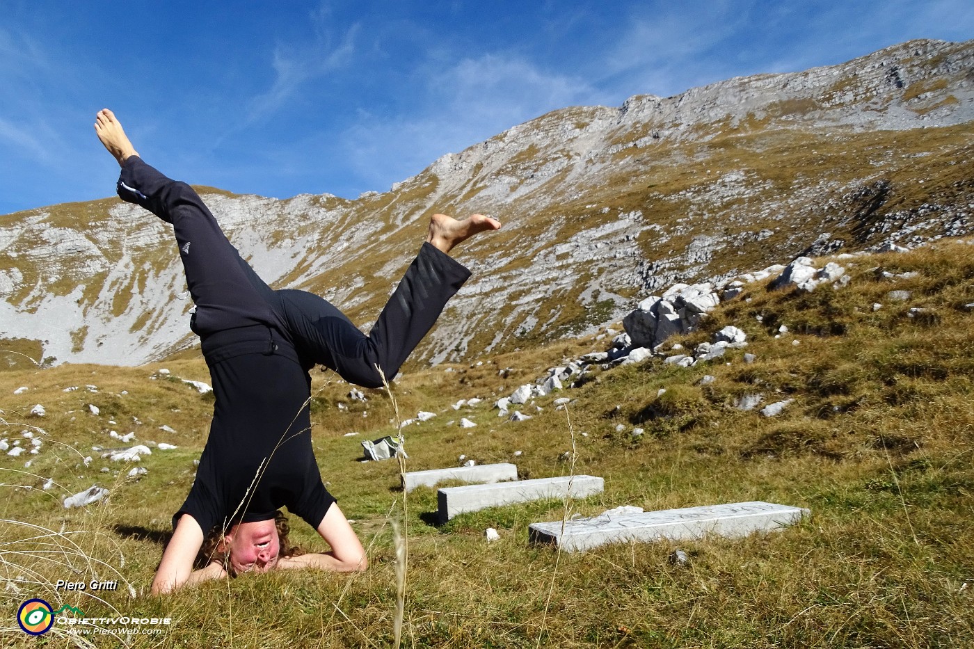 41 Pausa yoga con vista in Menna.JPG